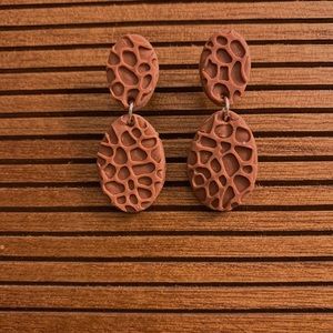 Brown clay earrings
